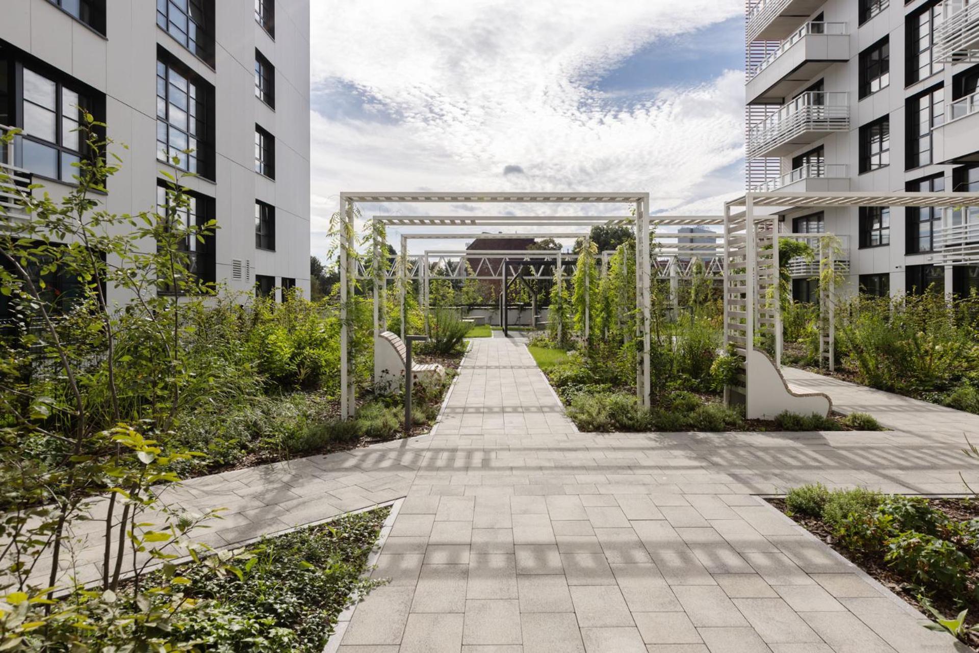 Solidarnosc Three Bedrooms & Garden Apartment Гданьск Экстерьер фото